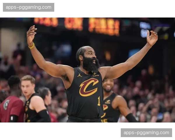 骑士G3客场失利，哈登控场需应对猛龙调整后的防守策略